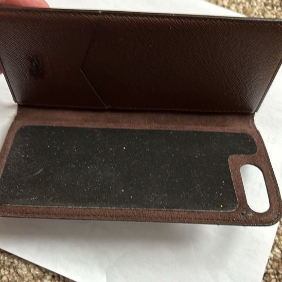 LV phone holder - Picture 2 of 6